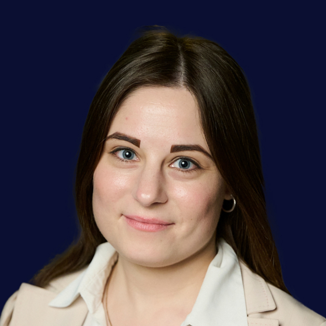 Emma Turnbull Headshot